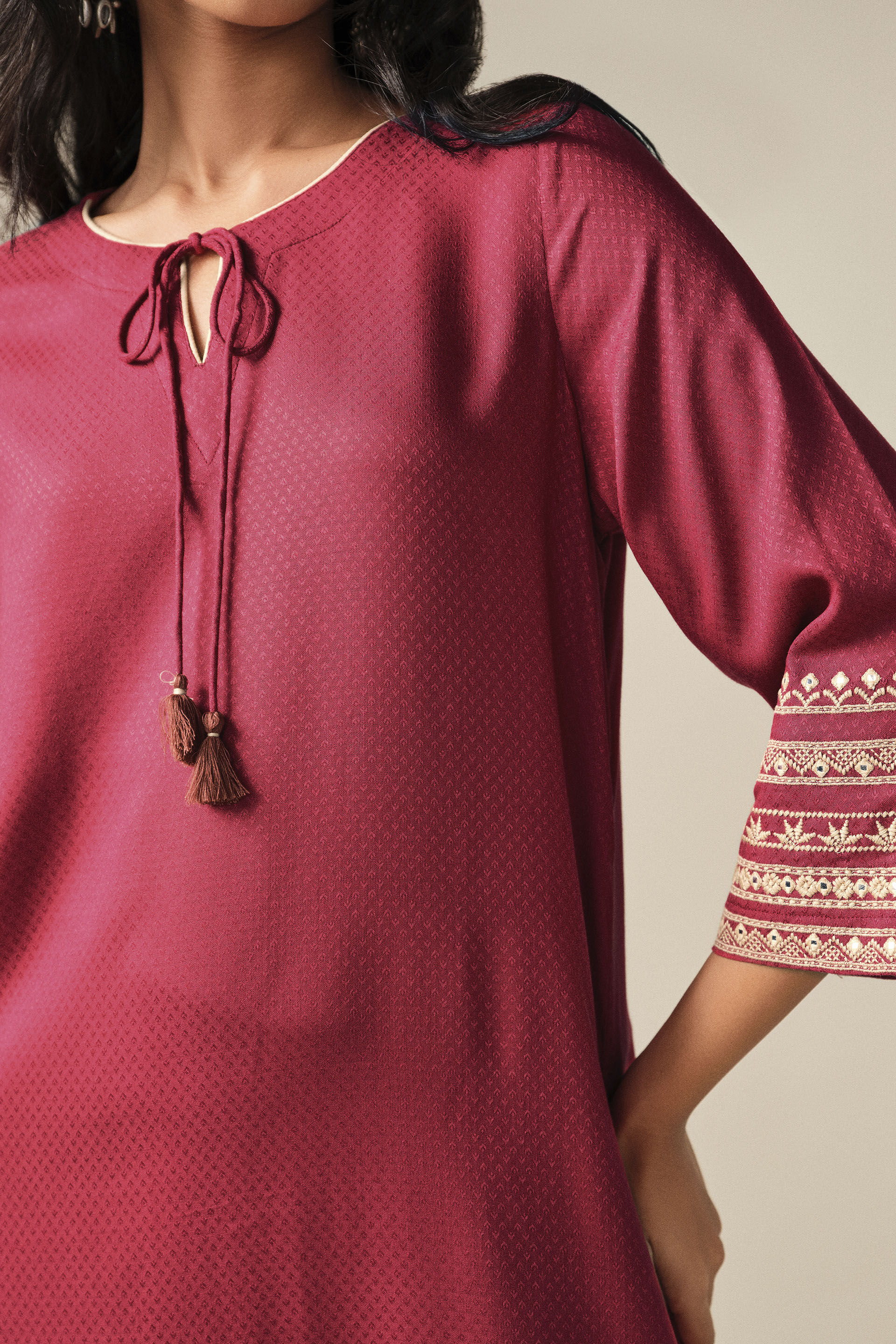 Embroidered Kurta Set in Red, Red, image 2